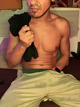 thesummerboy online show from 12/21/24, 04:36