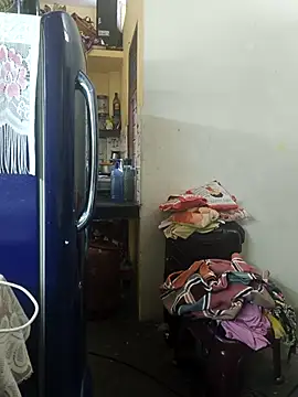 Snapshot of Madhavi_mishra chatting on 10/04/25, 05:16 Madhavi mishra online show from 10/04/25, 05:16