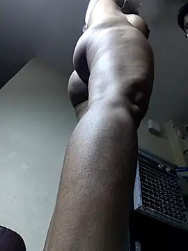 Snapshot of Madhavi_mishra chatting on 10/18/25, 06:52 Madhavi mishra online show from 10/18/25, 06:52