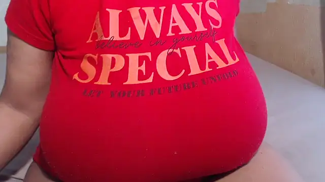 FlavoredNia online show from 10/18/25, 06:05