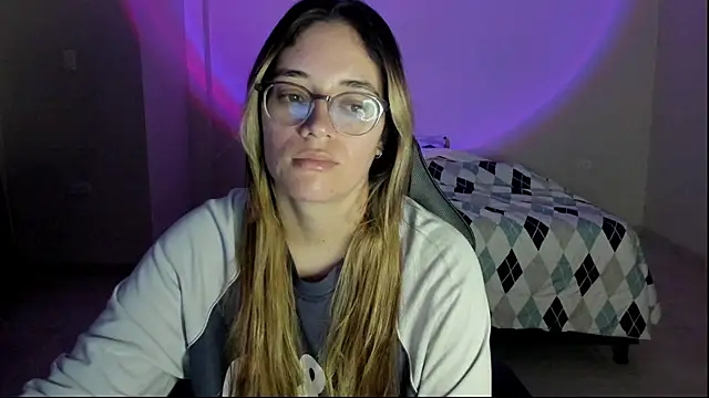 atenas 05  online show from 11/07/25, 09:42