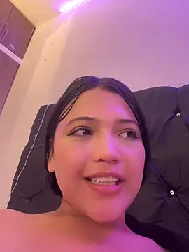 Snapshot of alisson_carolina73 chatting on 01/02/25, 08:39 alisson carolina73 online show from 01/02/25, 08:39