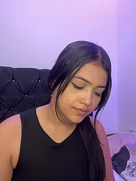 Snapshot of alisson_carolina73 chatting on 01/12/25, 01:11 alisson carolina73 online show from 01/12/25, 01:11