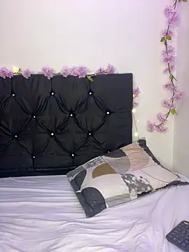 Snapshot of alisson_carolina73 chatting on 01/18/25, 10:49 alisson carolina73 online show from 01/18/25, 10:49