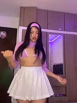 Snapshot of alisson_carolina73 chatting on 01/24/25, 01:45 alisson carolina73 online show from 01/24/25, 01:45