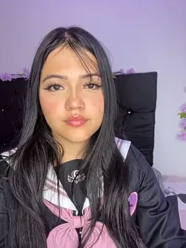 Snapshot of alisson_carolina73 chatting on 02/06/25, 12:54 alisson carolina73 online show from 02/06/25, 12:54