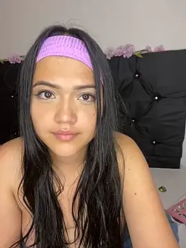 alisson carolina73 online show from 02/10/25, 08:20