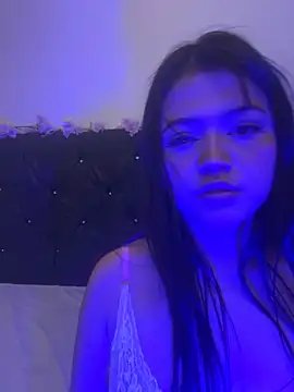 Snapshot of alisson_carolina73 chatting on 02/11/25, 01:41 alisson carolina73 online show from 02/11/25, 01:41