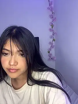 Snapshot of alisson_carolina73 chatting on 02/13/25, 12:24 alisson carolina73 online show from 02/13/25, 12:24