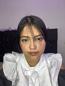 Snapshot of alisson_carolina73 chatting on 02/14/25, 11:31 alisson carolina73 online show from 02/14/25, 11:31