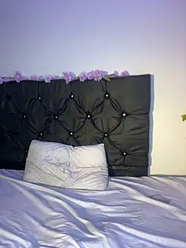 Snapshot of alisson_carolina73 chatting on 02/21/25, 01:11 alisson carolina73 online show from 02/21/25, 01:11