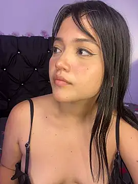 Snapshot of alisson_carolina73 chatting on 03/22/25, 03:52 alisson carolina73 online show from 03/22/25, 03:52