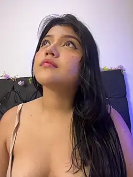 Snapshot of alisson_carolina73 chatting on 09/24/25, 03:32 alisson carolina73 online show from 09/24/25, 03:32