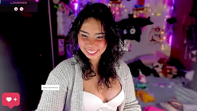 kiki cavilll online show from 12/12/24, 12:48