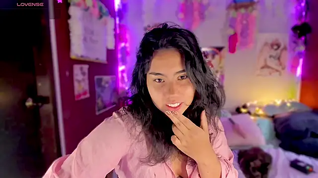 kiki cavilll online show from 01/29/25, 12:02