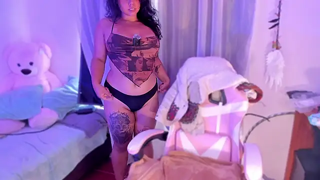 kiki cavilll online show from 06/24/26, 03:22