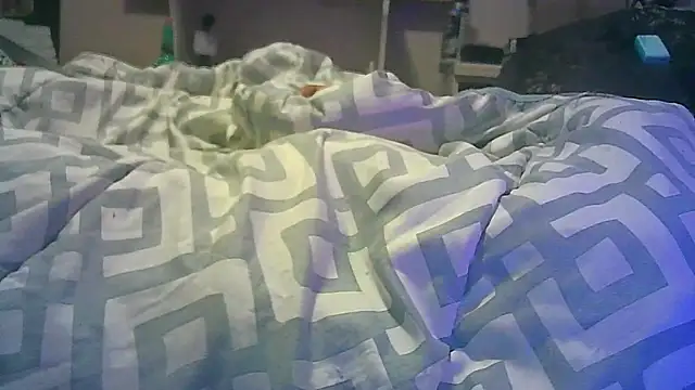 DI4MOND FIR3 online show from 10/28/25, 02:15