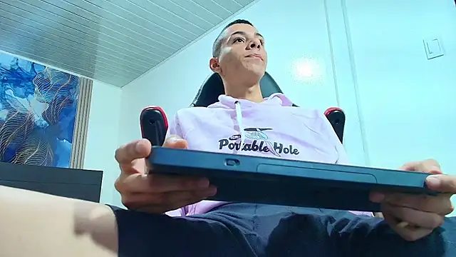 sneiderr x online show from 03/12/25, 07:59