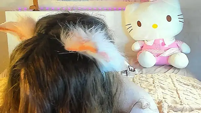 kuraii1  online show from 01/17/25, 07:49