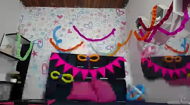 KOURTNEY-- online show from 03/02/25, 01:58