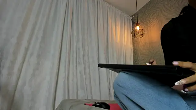 KOURTNEY-- online show from 01/17/26, 02:27