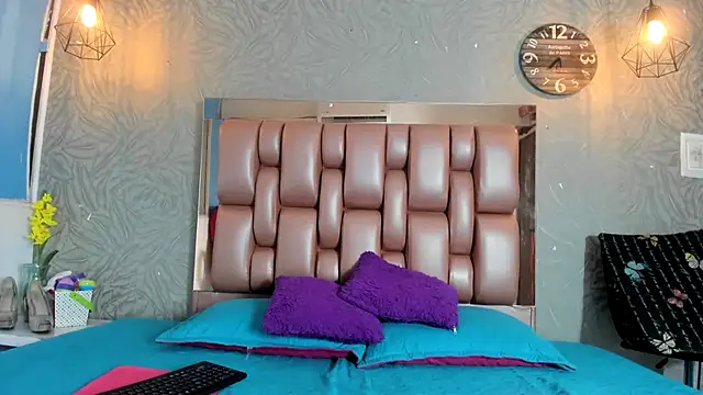 KOURTNEY-- online show from 02/21/26, 02:23