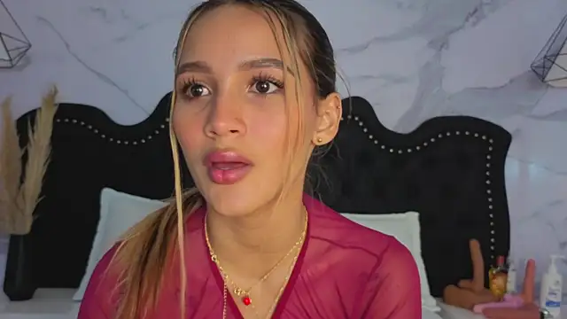 Carohorny4u online show from 04/28/26, 12:53