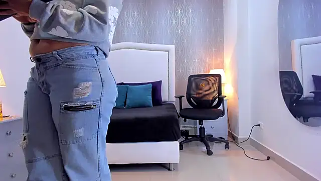  Peach1  online show from 09/29/25, 02:55