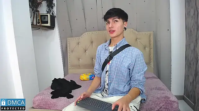 CataFox  online show from 03/12/25, 01:36