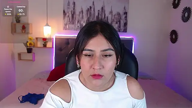 mia aira online show from 12/30/24, 08:04