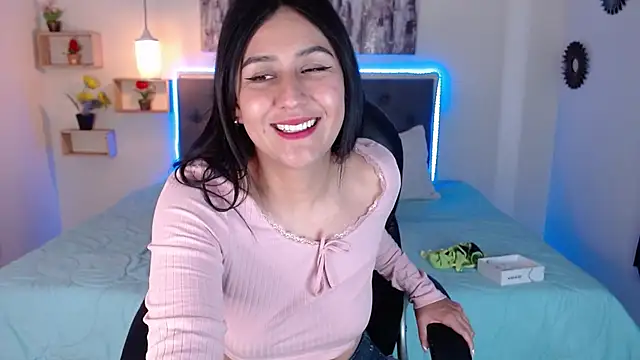 mia aira online show from 01/26/25, 04:41