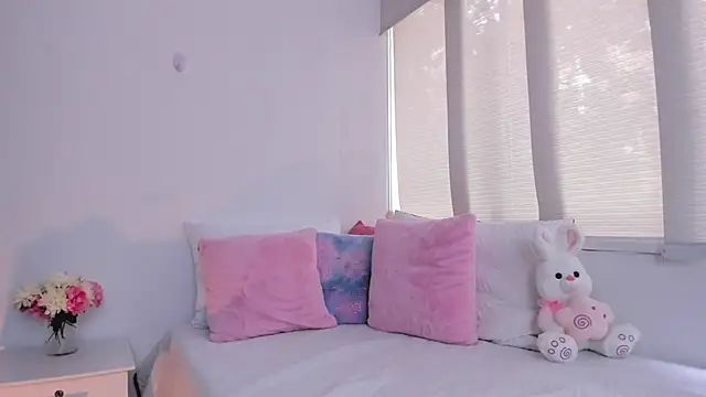 Brisa blue online show from 02/19/25, 04:11