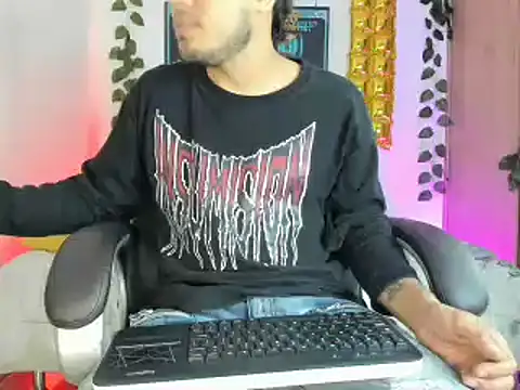 mikee scooth online show from 01/25/25, 06:55