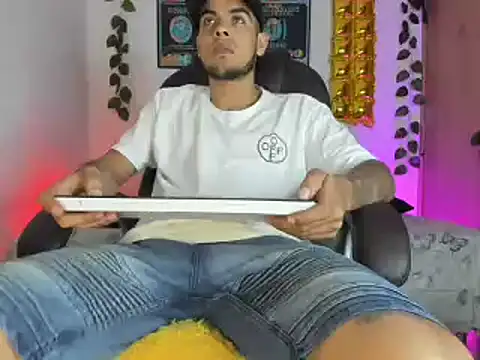 mikee scooth online show from 02/01/25, 12:40