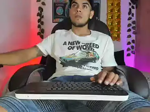 mikee scooth online show from 02/02/25, 01:02