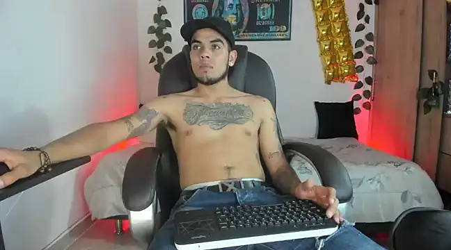 mikee scooth online show from 02/13/25, 05:16