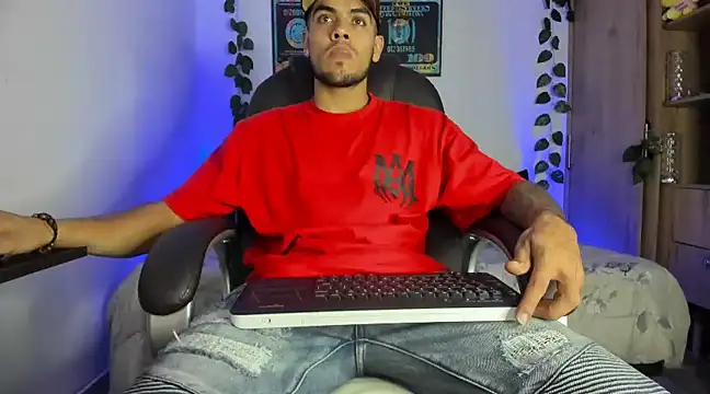 mikee scooth online show from 02/26/25, 01:21