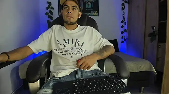 mikee scooth online show from 02/28/25, 02:20