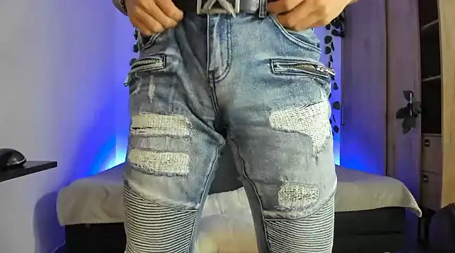 mikee scooth online show from 02/28/25, 05:26