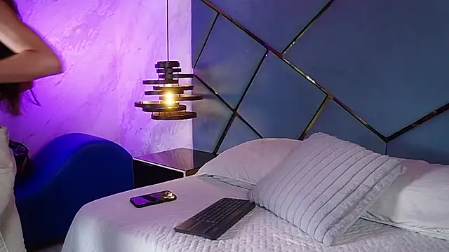 Snapshot of ammy_durand chatting on 11/22/25, 07:02 ammy durand online show from 11/22/25, 07:02