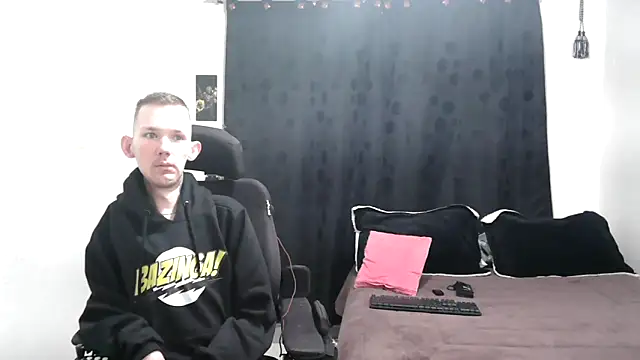 Sophia and Thomas online show from 12/31/24, 12:15