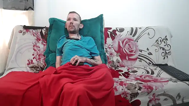 Sophia and Thomas online show from 05/04/26, 08:49