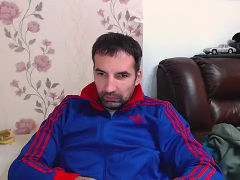 Leo 1617 online show from 11/16/25, 02:00