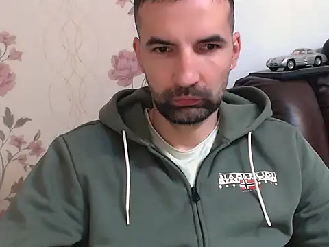 Leo 1617 online show from 04/09/26, 11:59