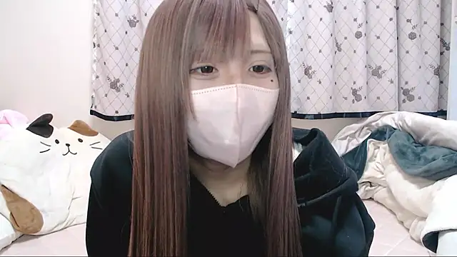  hiyor  online show from 11/18/25, 07:40