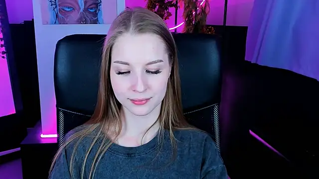 CuteMousee online show from 12/10/24, 08:05