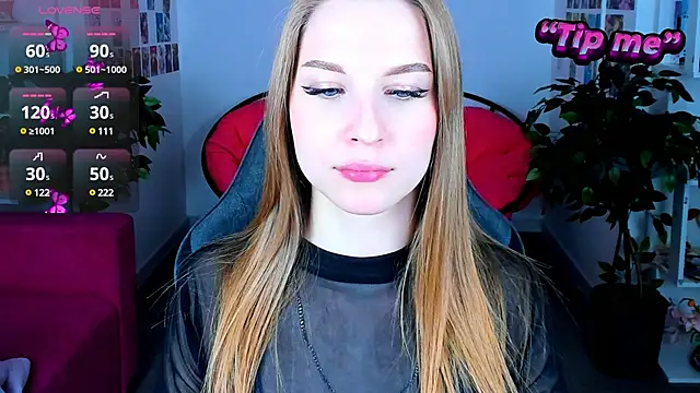 CuteMousee online show from 01/05/25, 11:48