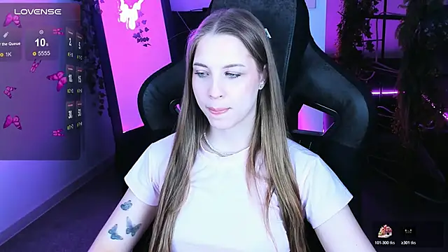 CuteMousee online show from 10/25/25, 05:37