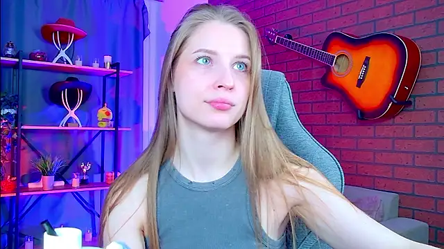 CuteMousee online show from 03/06/26, 08:55