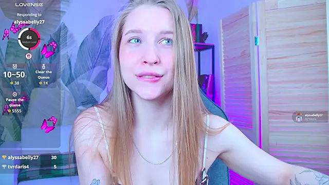 CuteMousee online show from 04/04/26, 08:12